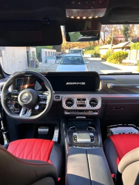 Mercedes G63 Amg Black-Red