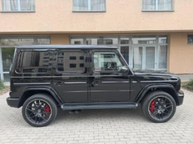 Mercedes G63 Amg Black-Red
