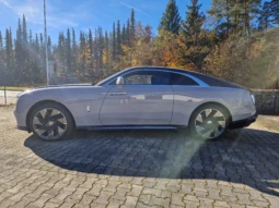 
										ROLLS-ROYCE SPECTRE full									